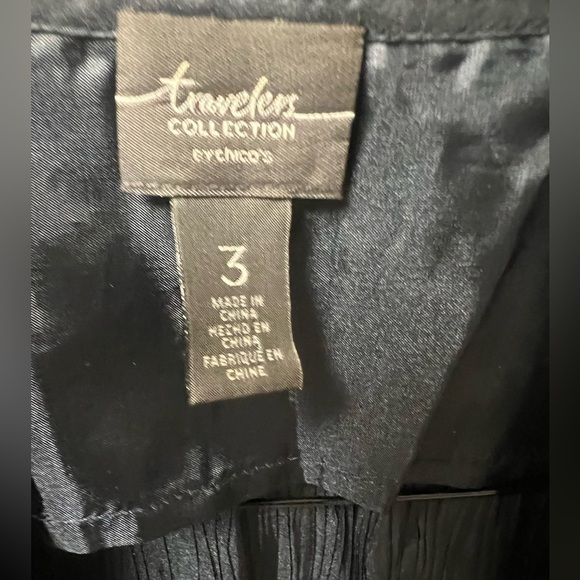 CHICO’S TRAVELERS KIMONO NAVY SIZE 3 
POLYESTER/FABRIC HAS A CRINKLE CREPE LOOK - Picture 8 of 10